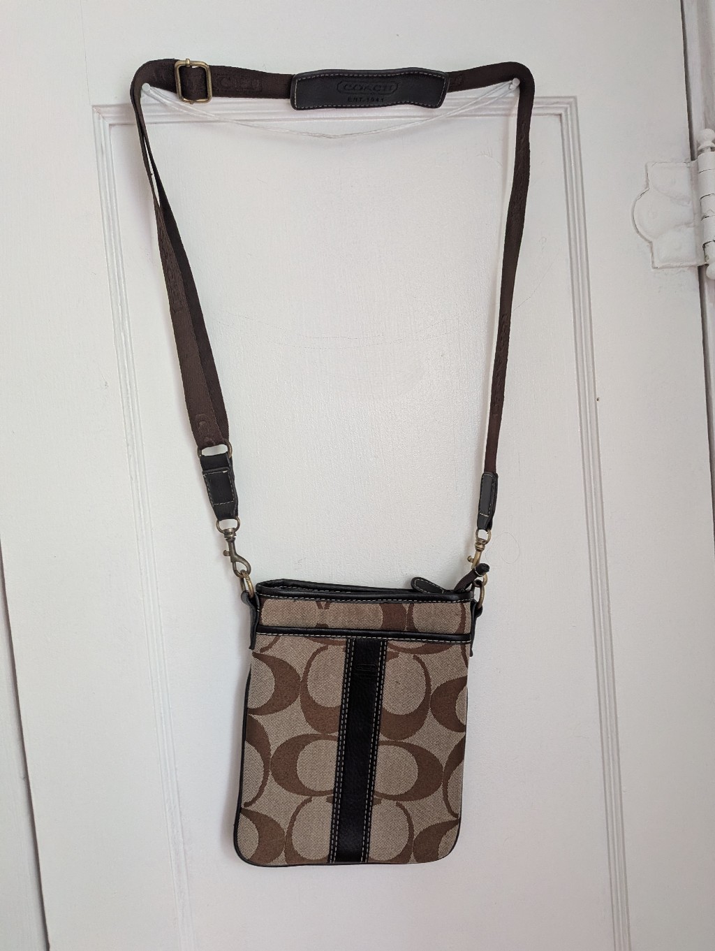 Classic Vintage Coach Brown Crossbody